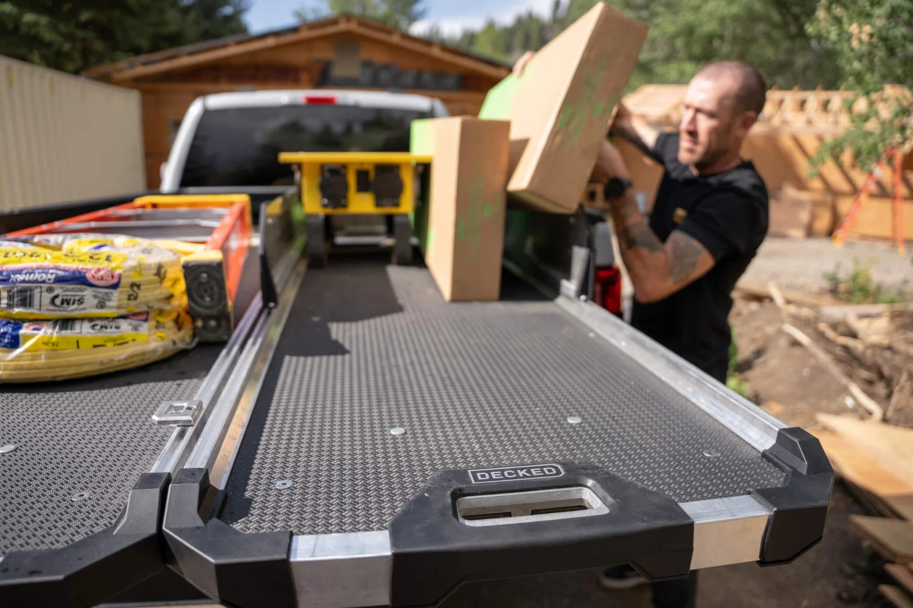 DECKED CargoGlide 600 Truck Bed Slide