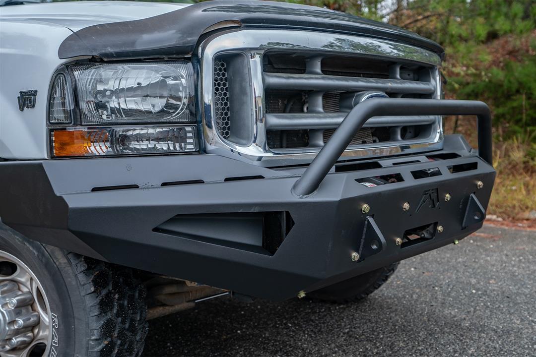 Fab Fours Red Steel Front Bumpers For 1999-2004 Ford F-250/350 - FS99-RS1662-1