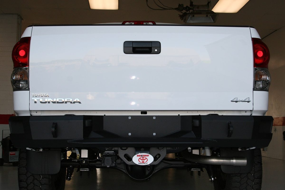 Fab Fours Premium Rear Bumpers For 2007-2013 Toyota Tundra - TT07-W1550-1