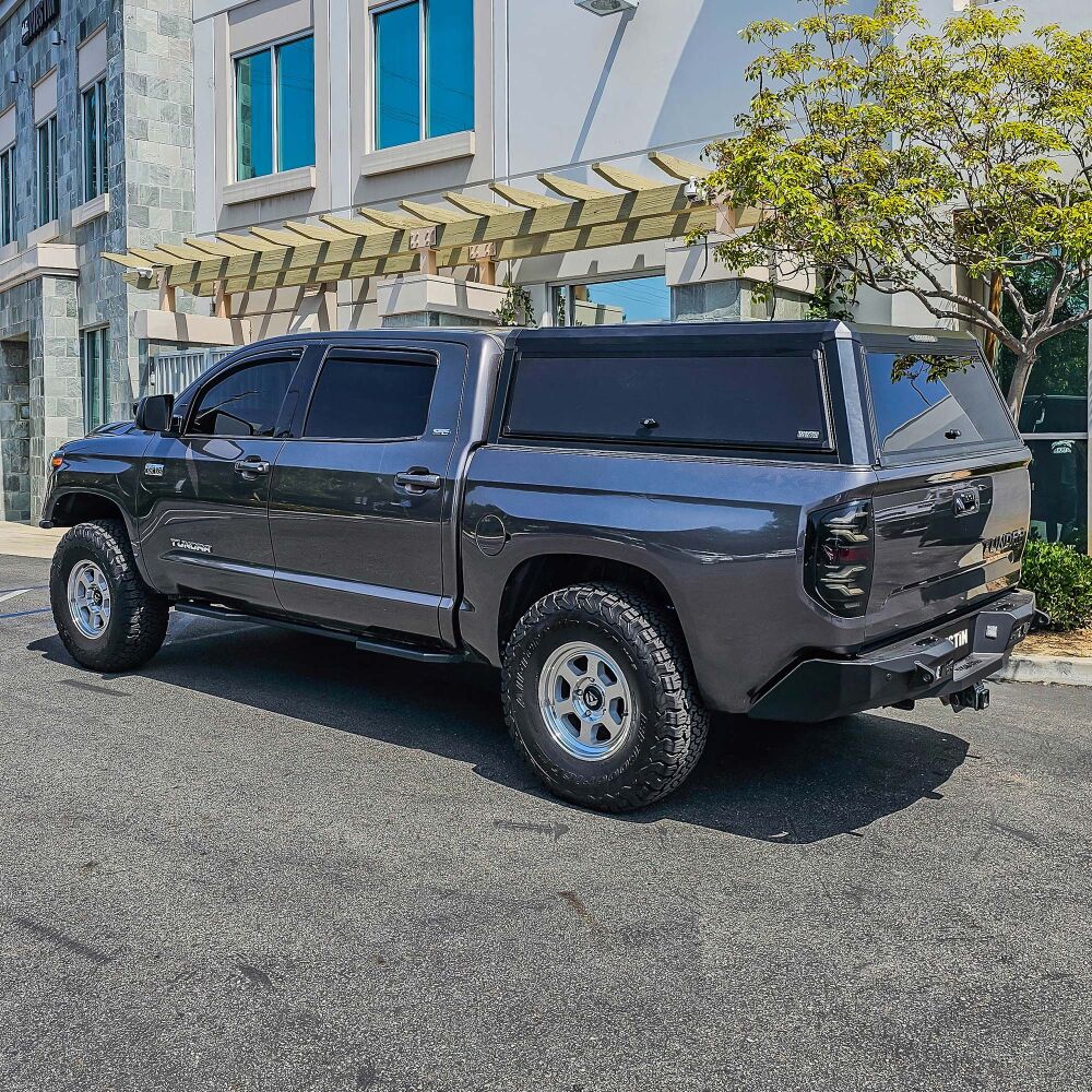 Westin EXP Aluminum Truck Topper 16-13255 For 2017-2021 Toyota Tundra CrewMax Cab 5.6ft Bed