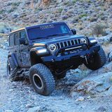Westin WJ2 Full Width Front Bumper For 2020-2026 Jeep Gladiator — view 3 of 8