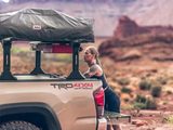 Roll-N-Lock A-Series XT Manual Retractable Tonneau Cover w/ T-Slot Rails For 2015-2020 Ford F-150 6'7" Bed - 102A-XT — view 6 of 8