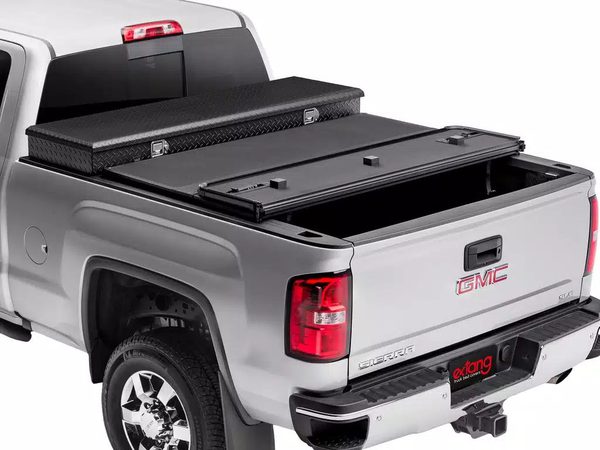 Extang Solid Fold Toolbox 2.0 Hard Folding Tonneau Cover For 99-16 Ford F-250/350 & 08-16 F-450 8' Bed - 84725