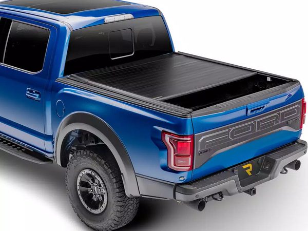 Retrax IX Manual Retractable Tonneau Cover For 07-13 Chevrolet/GMC Silverado/Sierra 1500 & 07-14 2500/3500 6'6" Bed - 30422