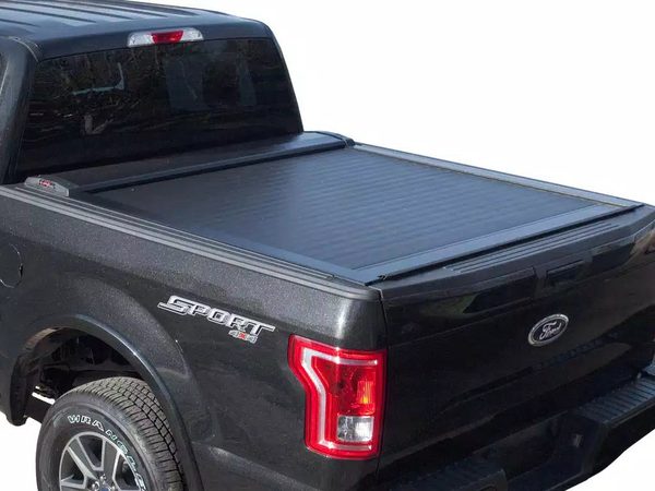 Pace Edwards Switchblade Manual Retractable Tonneau Cover For 21-26 Ford F-150 & 22-26 F-150 Lightning 5'7" Bed - SWF171