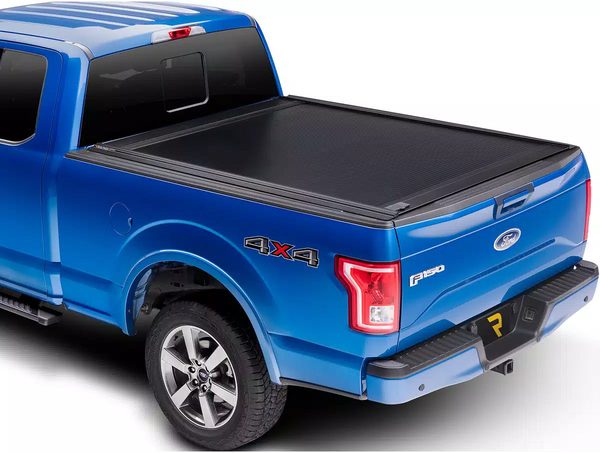 RetraxONE MX Manual Retractable Tonneau Cover