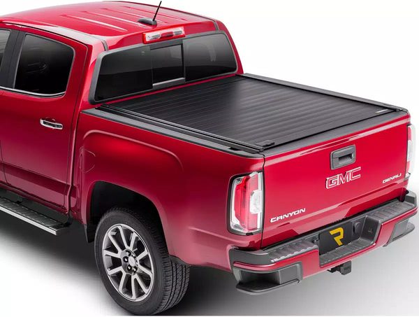 RetraxPRO MX Manual Retractable Tonneau Cover For 21-26 Ford F-150 & 22-26 F-150 Lightning 5'7" Bed - 80378